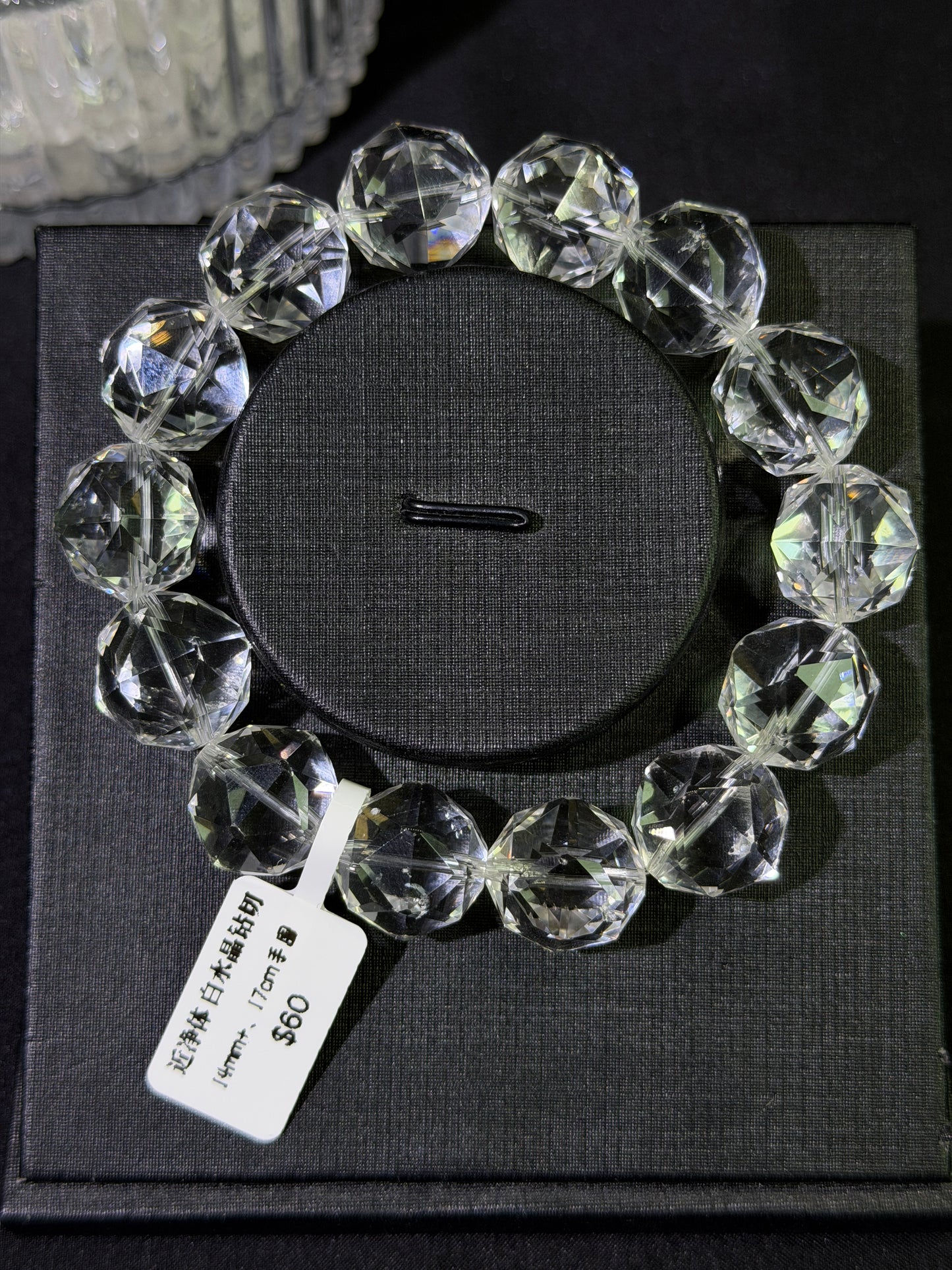 近净体白水晶钻切