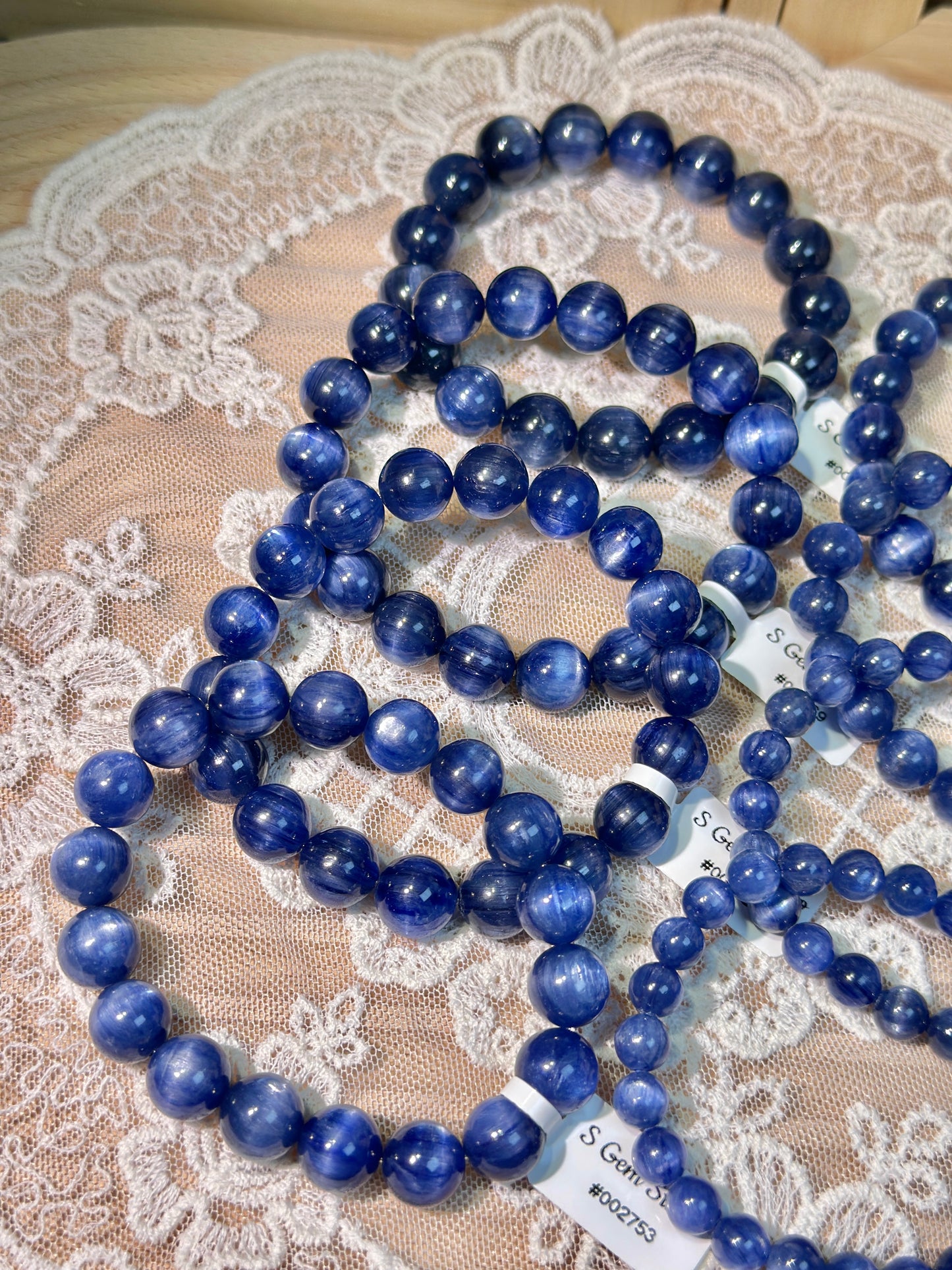 Cat's Eye Kyanite