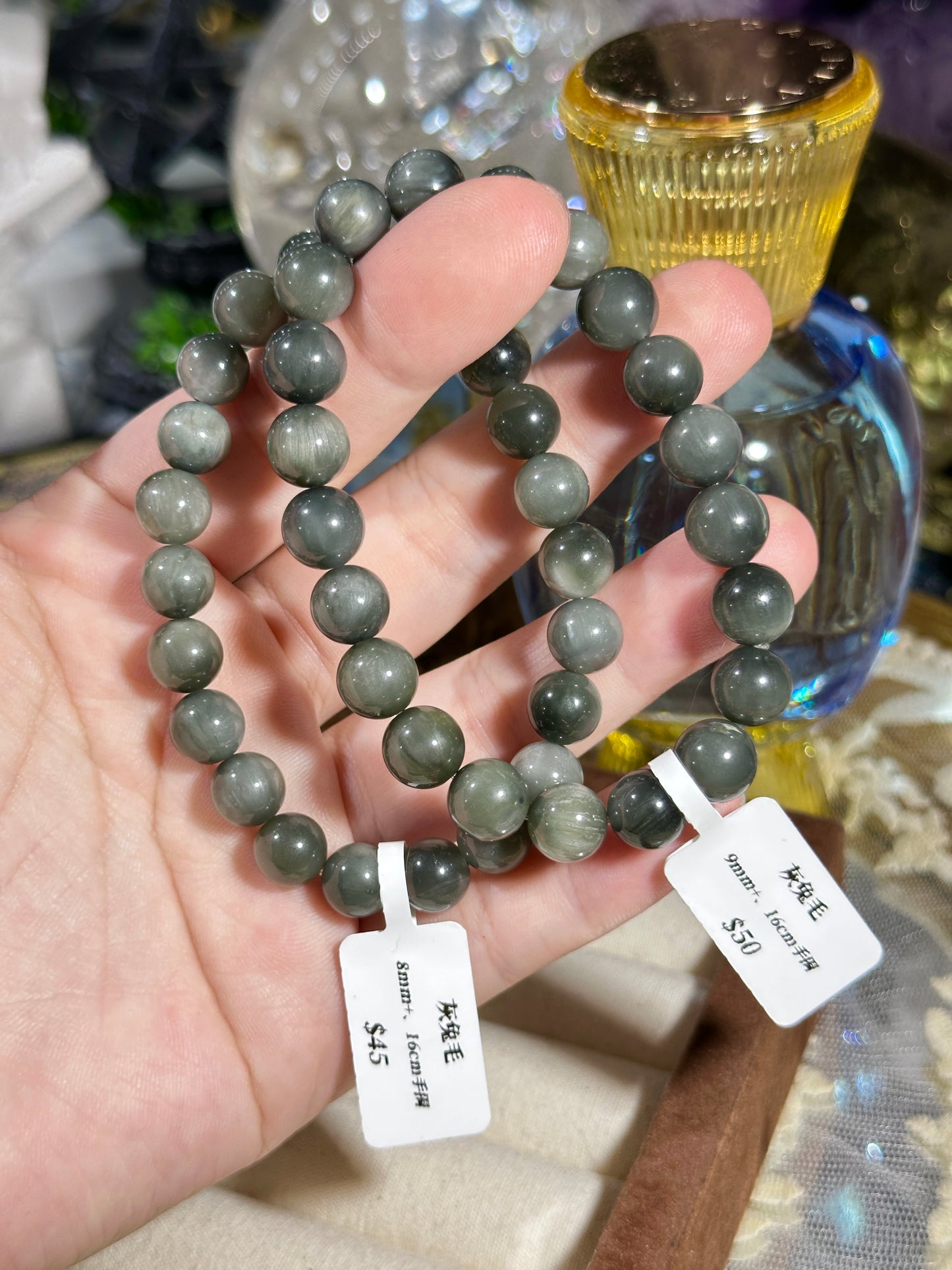 Gray rabbit hair crystal
