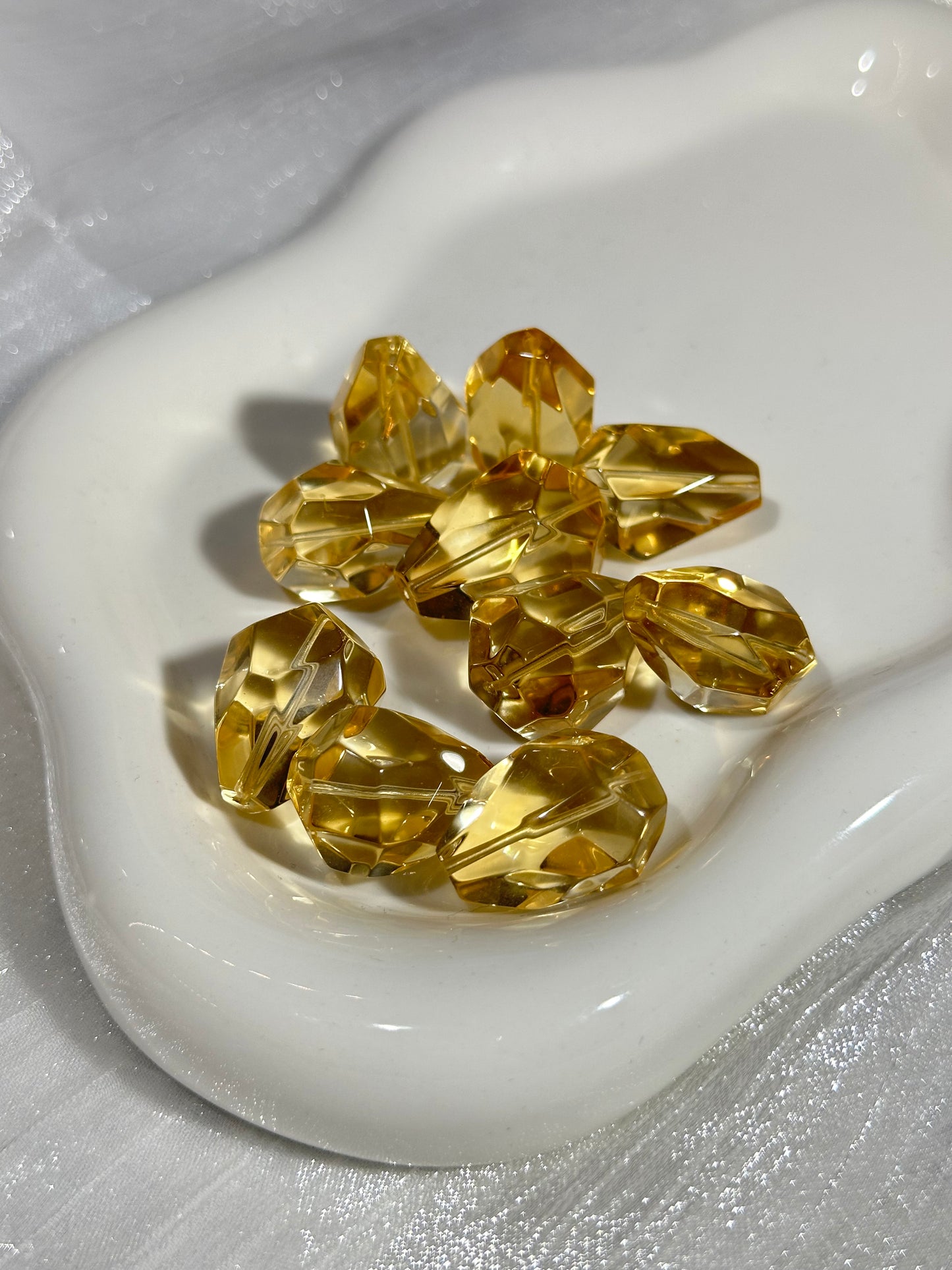 Clean citrine free shape