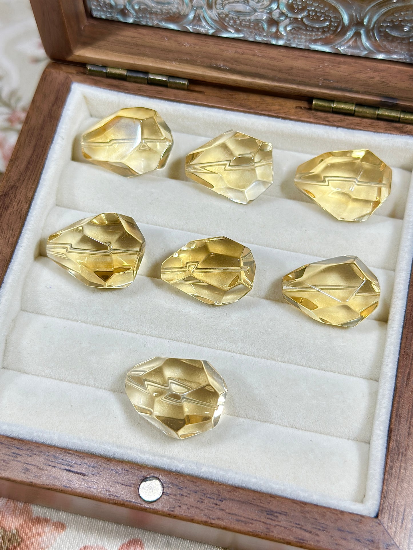 Clean citrine free shape