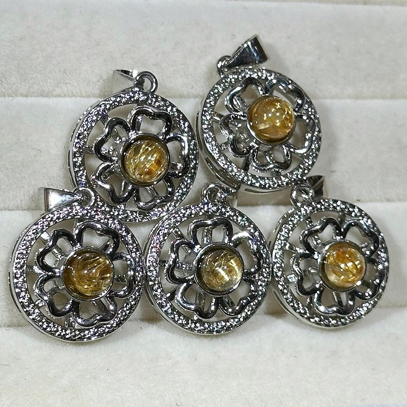 金发晶 可转动圆款 吊坠