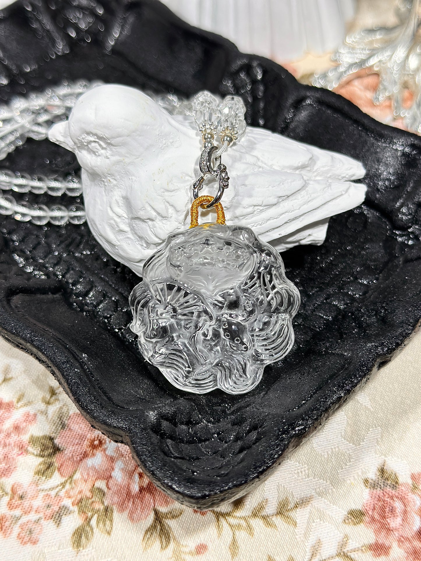 白水晶雕刻狐狸牌套链
