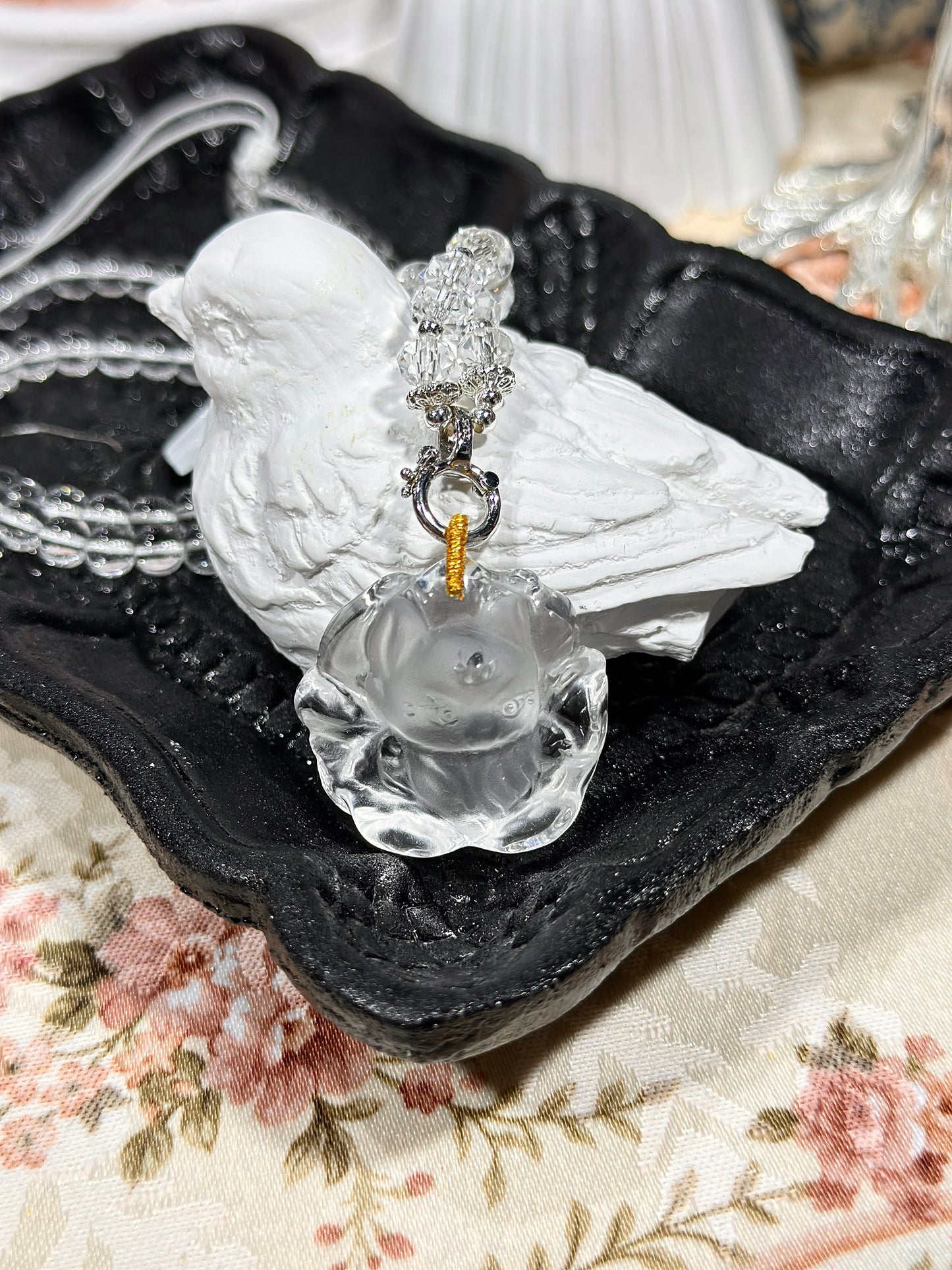 白水晶雕刻狐狸牌套链