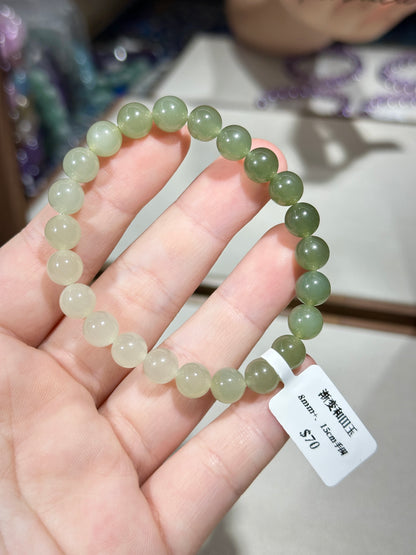 渐变色和田玉