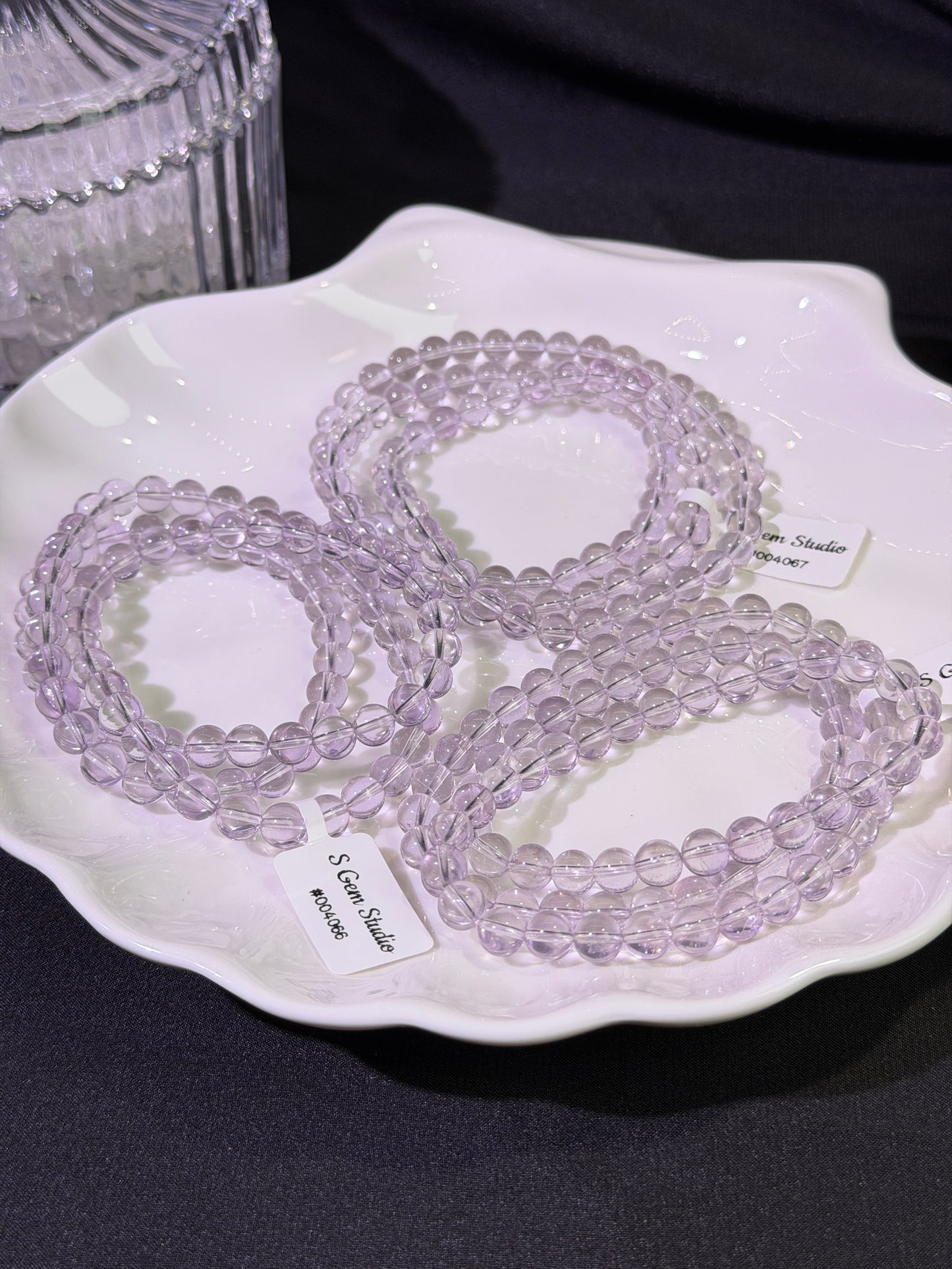 近净体玻利维亚紫水晶