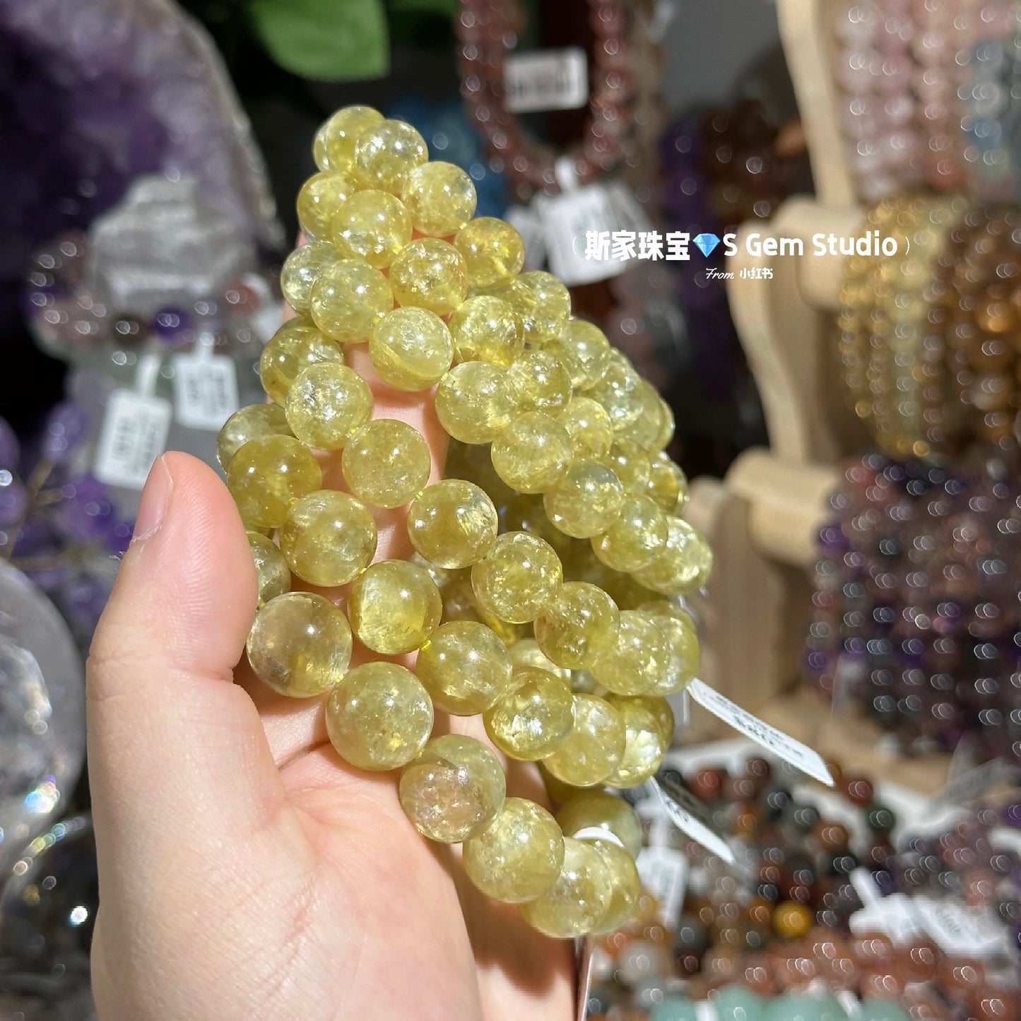 Golden Grandmother Crystal