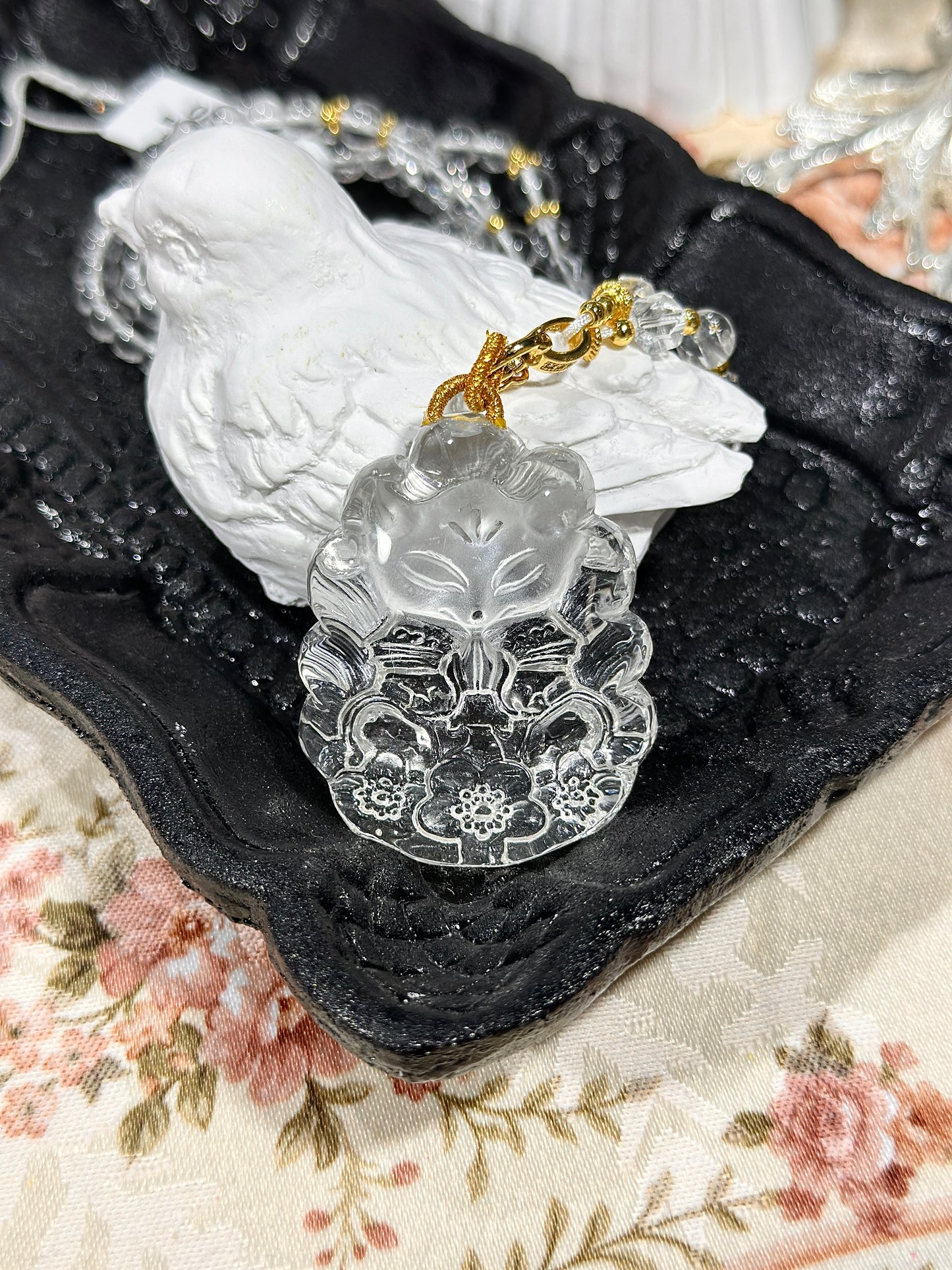 白水晶雕刻狐狸牌套链