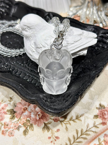白水晶雕刻狐狸牌套链