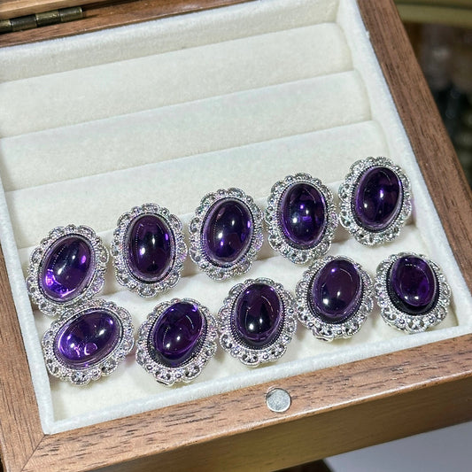 Amethyst Oval Flower Magic Box