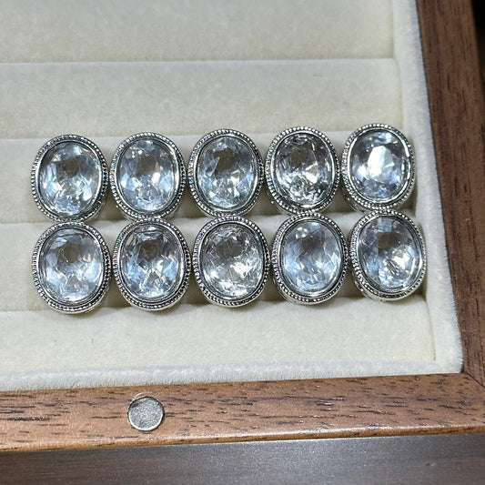 White crystal oval magic box