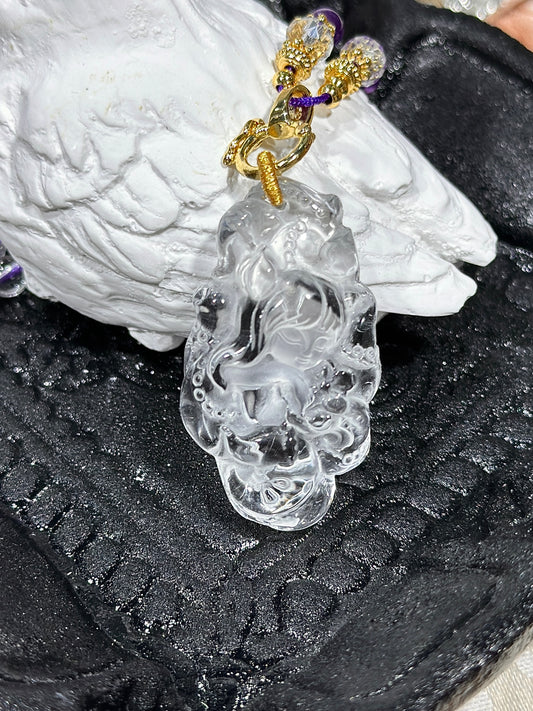 白水晶雕刻狐狸牌套链
