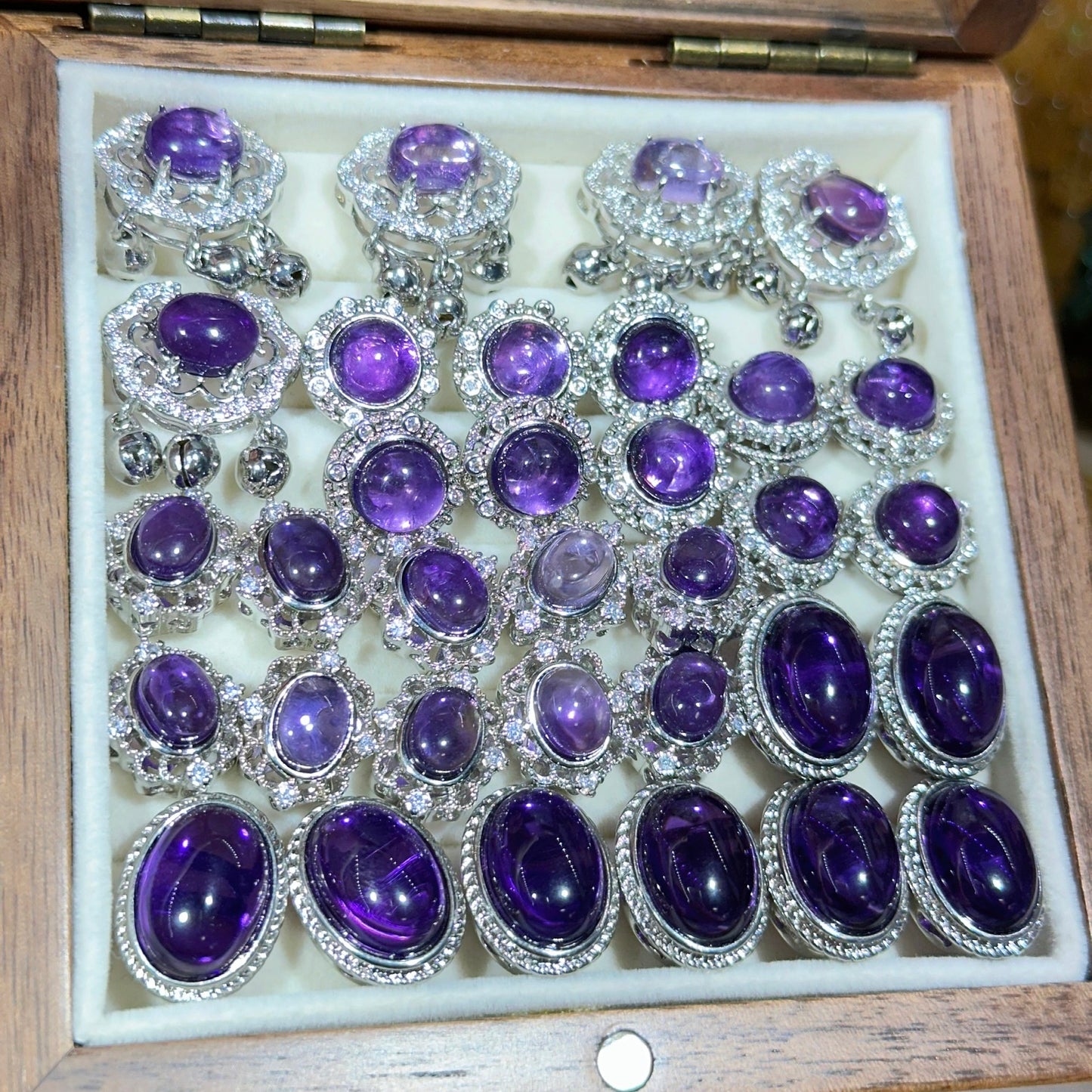 Amethyst Oval Magic Box