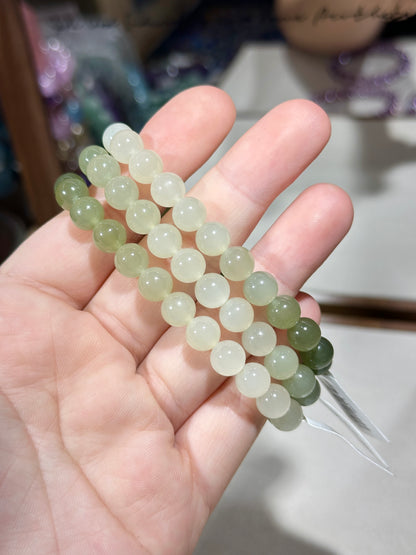 渐变色和田玉