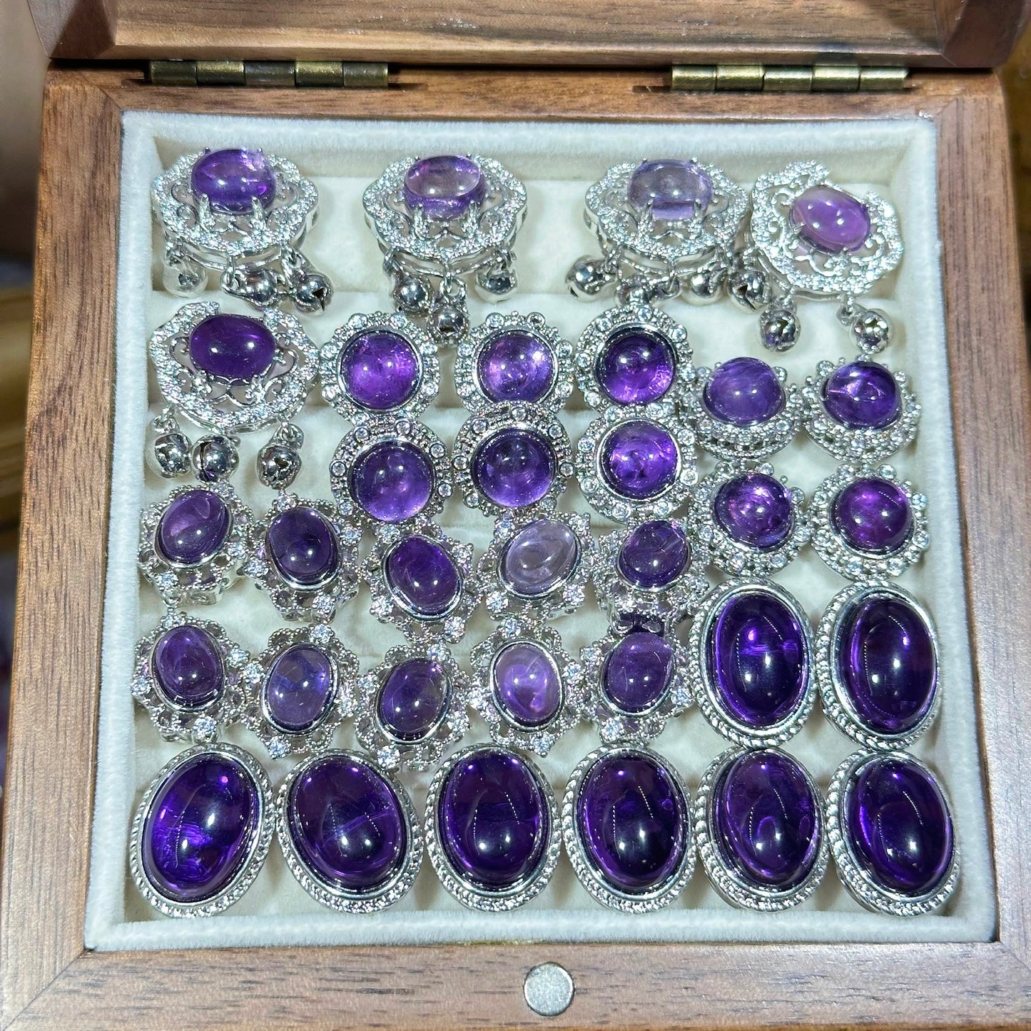 Amethyst Oval Magic Box