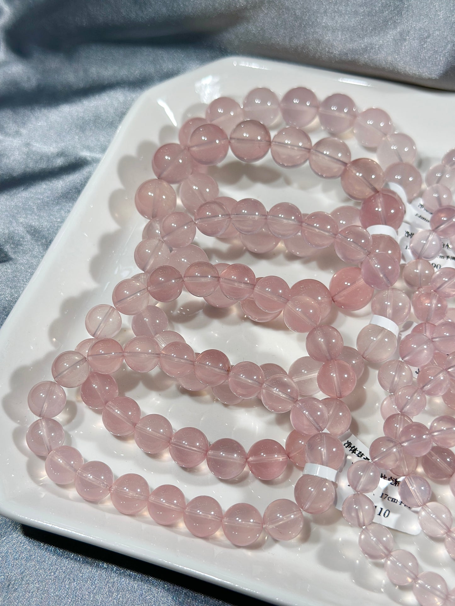 净体莫桑比克粉水晶