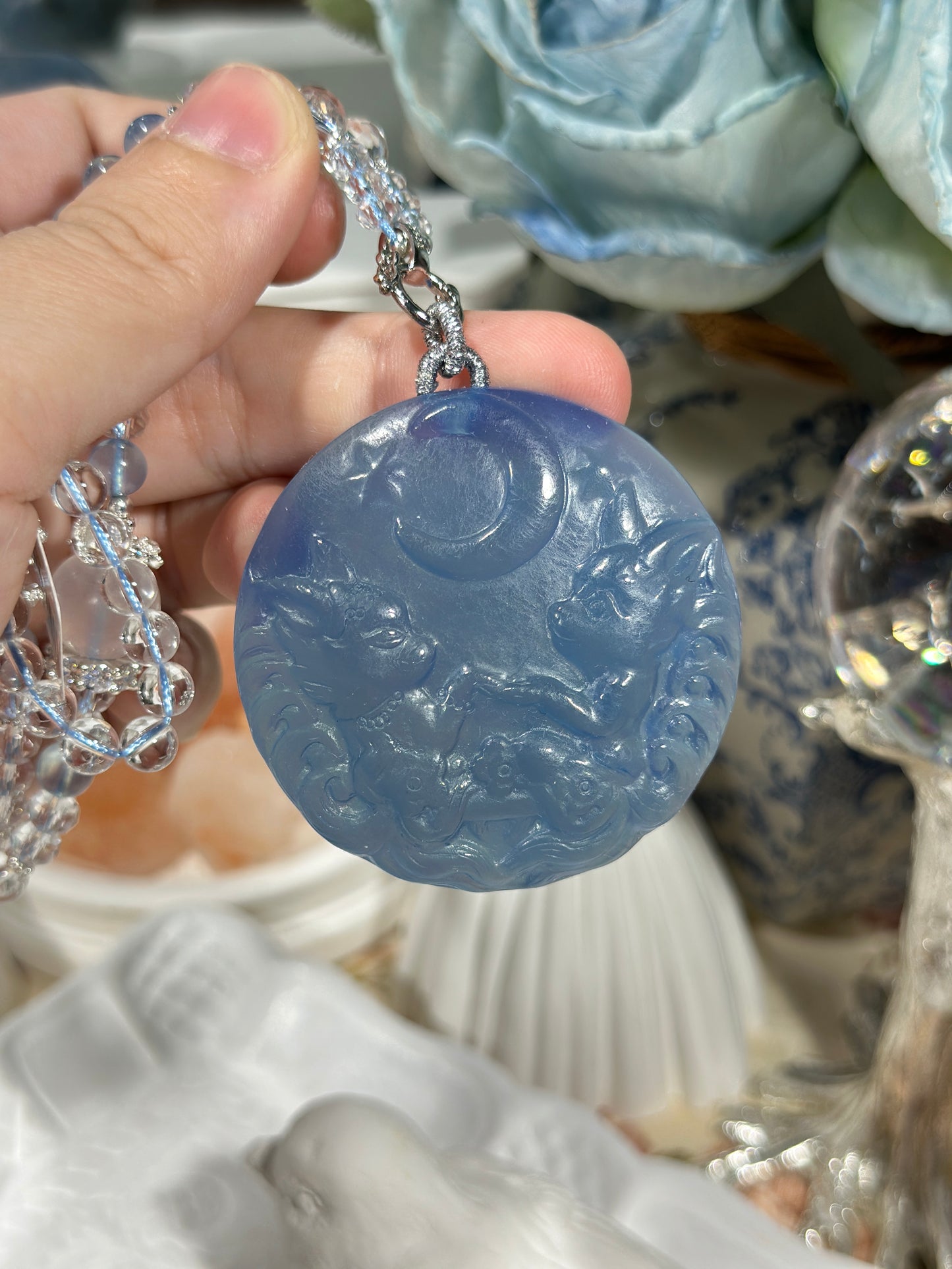 海蓝宝雕刻狐狸牌套链